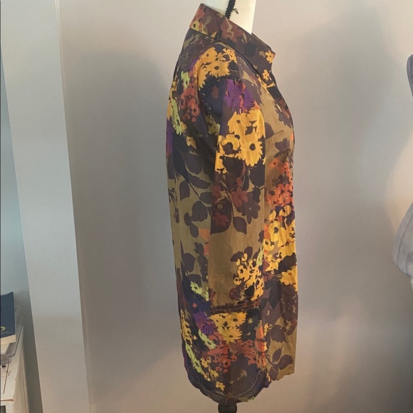 Coldwater creek button up tunicblouse silk and cotton. Blend - Picture 4 of 10